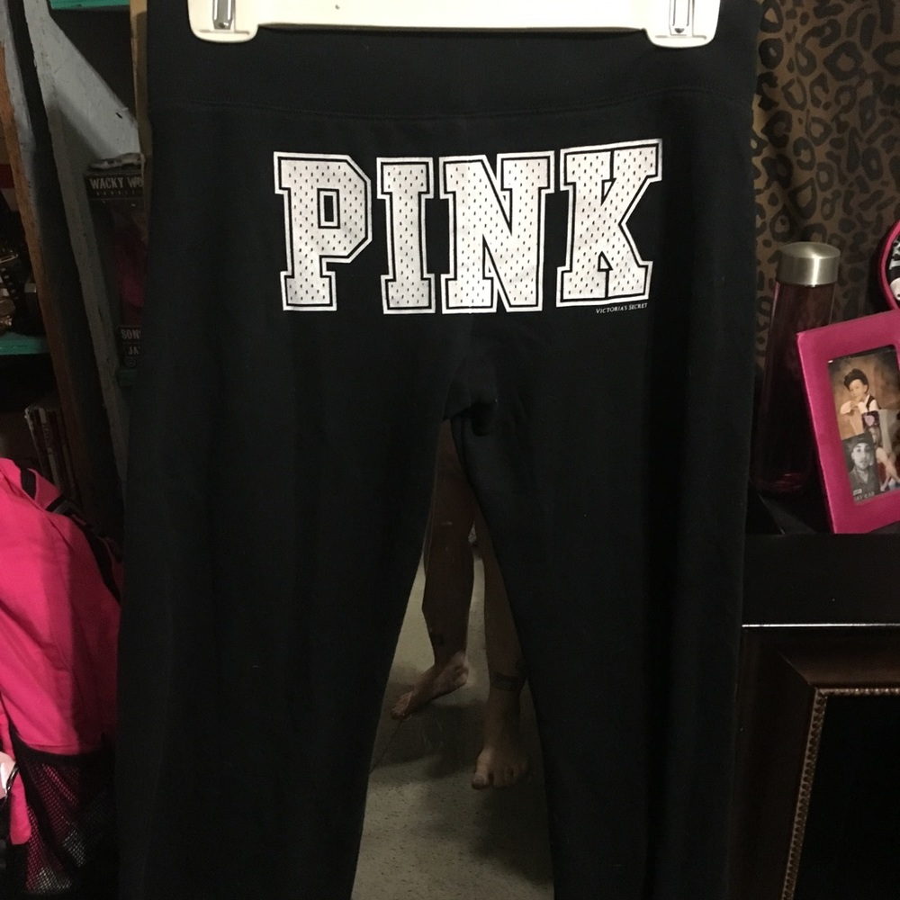 SOLD ON DIFFERENT VENUE SOLD ON MERC - Picture 2 of 5